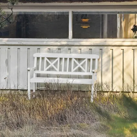 Holiday home Lovely Summer House In A Scenic Natural Area *