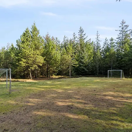 Lovely Summer House In A Scenic Natural Area *